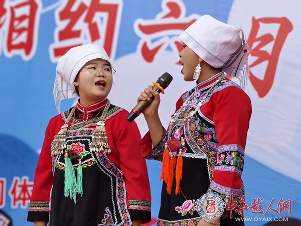 贵州都匀：布依族同胞载歌载舞欢度传统节日“六月六” (11).jpg