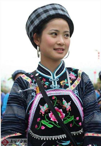 王自菇.jpg