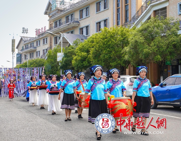 都匀“六月六”民族文化节圆满举办 绘就民族团结文旅融合新图景 (2).jpg