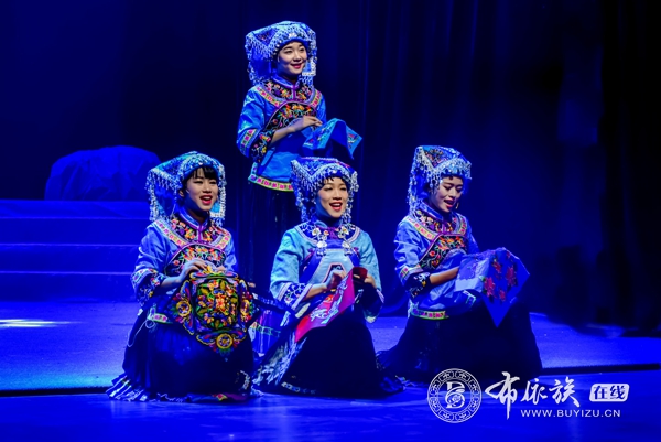 贵州册亨：中国布依戏艺术之乡 (10).jpg
