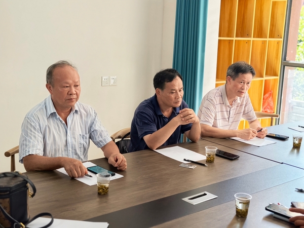 《都匀市民族志》（布依族篇）编修工作会议召开 (4).jpg