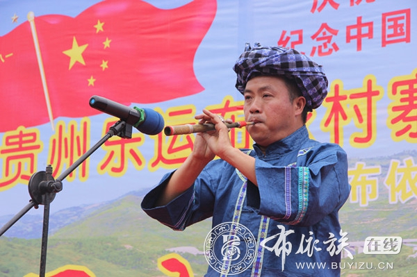 向立高：活跃在百姓舞台的民间艺人1.jpg
