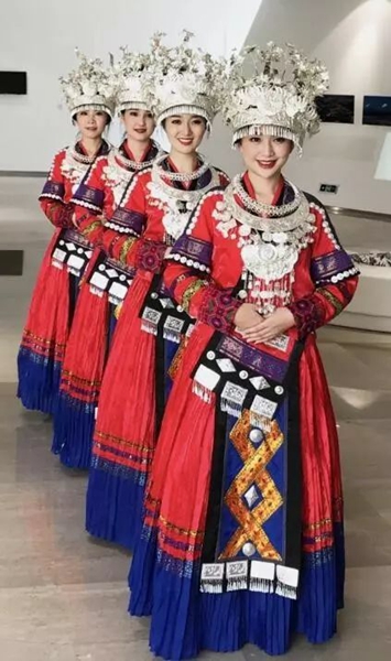 张玉晶：布依服饰传承人2.jpeg