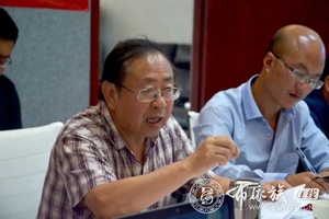 唐世林（词曲作家）