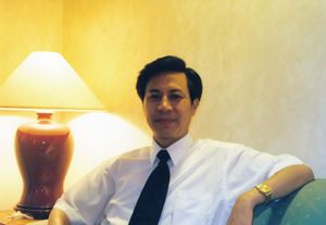 王泽洲（词曲作家）