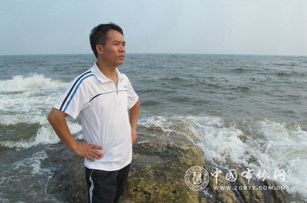 杨启刚：中国作家都匀第一人 (3).jpg