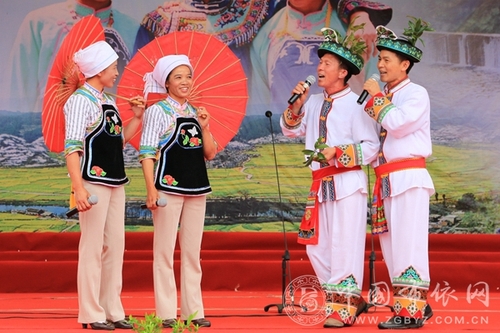 贵州省黔南州贵定县布依族服饰