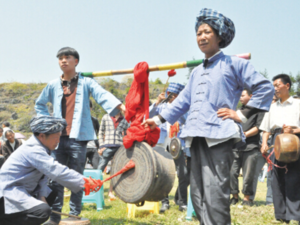 伍豪贤（铜鼓）